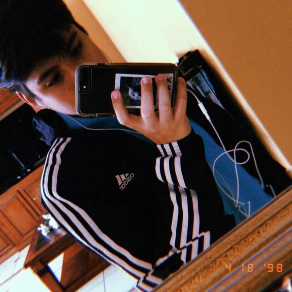 Meet your Posher, Mauricio - Picture 1 of 1